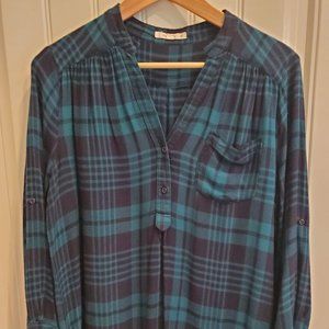 Flannel long sleeve shirt
